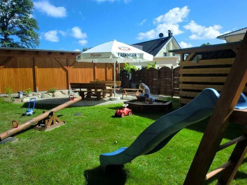 Ferienwohnung Am Waldesrand Sellin  外观 照片